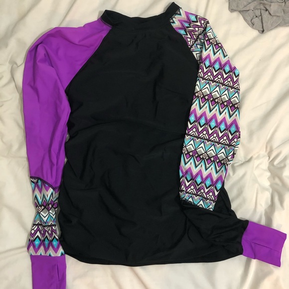 Swim rash top - Picture 1 of 2